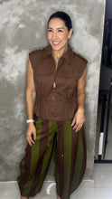 Load image into Gallery viewer, Sofi barrel pant
