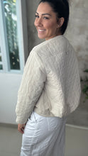 Load image into Gallery viewer, Quilted jacket
