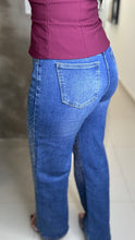 Load image into Gallery viewer, Shine jeans
