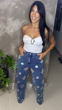 Load image into Gallery viewer, Pearls jeans
